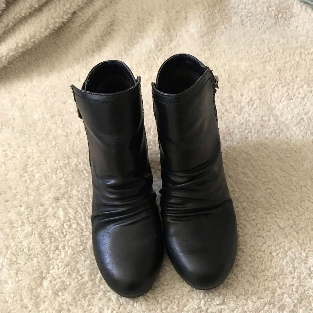 Fergalicious black booties